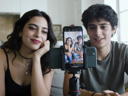 Regione Lombardia coinvolge creator di TikTok per promuovere le vaccinazioni tra i giovani TiSOStengo.com
