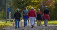 anziani nordic walking